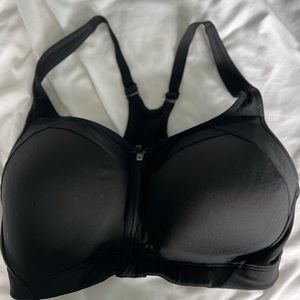 Women’s Champion sports bra in black 38DD